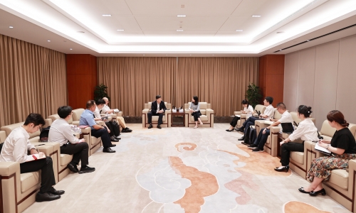 招商银行荆门分行副行长廖壮一行莅临15VIP太阳集团调研