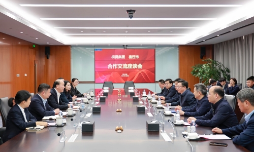 鄂州市委书记陈忠伟莅临15VIP太阳集团调研