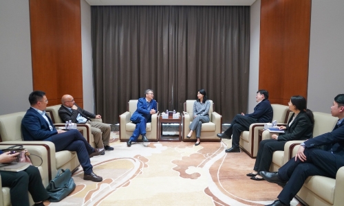 中国建设银行浙江省分行副行长邓波莅临15VIP太阳集团调研