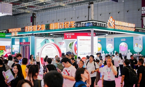 绿色科技领“纤”将来，，15VIP太阳集团闪灼2025yarnexpo秋冬纱线展